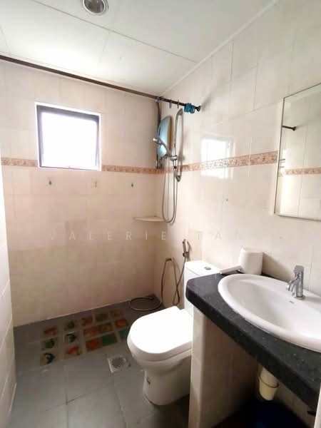 Condominium for Sale at Prima 16 (Prima Sixteen) The Second Chapter - Valerie Tang - Bathroom - PropertyGuru.com.my
