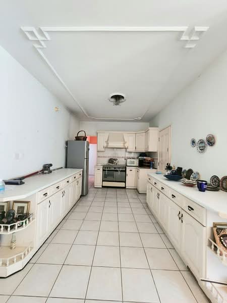 Bungalow House for Sale in Petaling Jaya (Selangor) - SITI KHAIRIYAH JAAFAR - Kitchen - PropertyGuru.com.my