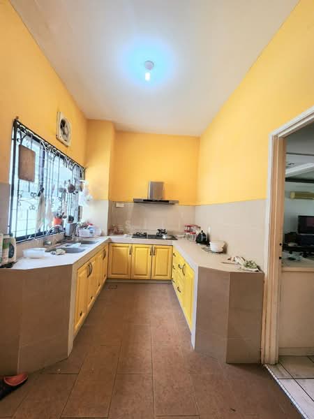 Bungalow House for Sale in Petaling Jaya (Selangor) - SITI KHAIRIYAH JAAFAR - Kitchen - PropertyGuru.com.my