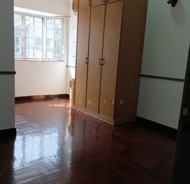 Rumah Teres 2 Tingkat untuk Dijual di Bandar Sri Damansara (Selangor) - Ryan Tee - Bedroom - PropertyGuru.com.my