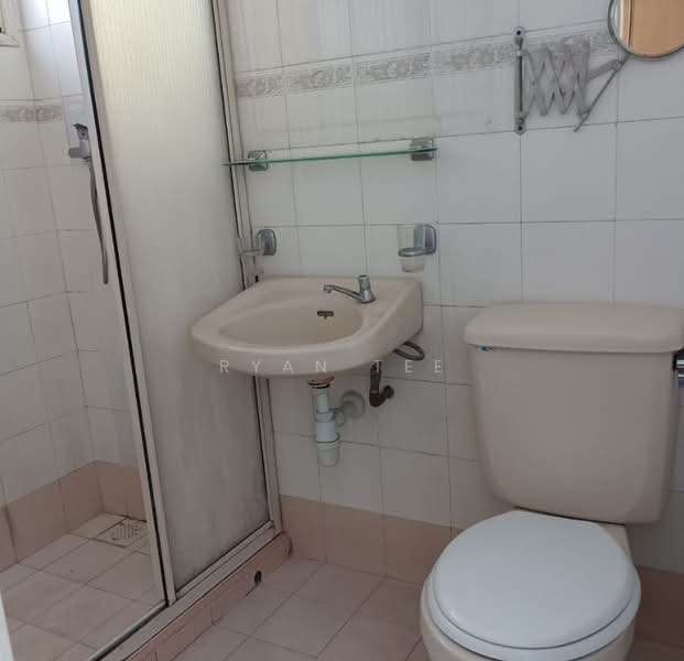 Rumah Teres 2 Tingkat untuk Dijual di Bandar Sri Damansara (Selangor) - Ryan Tee - Bathroom - PropertyGuru.com.my