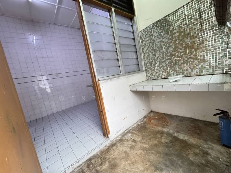 1-storey Terraced House for Sale in Taman Molek (Johor Bahru) - Wenting Lee - PropertyGuru.com.my
