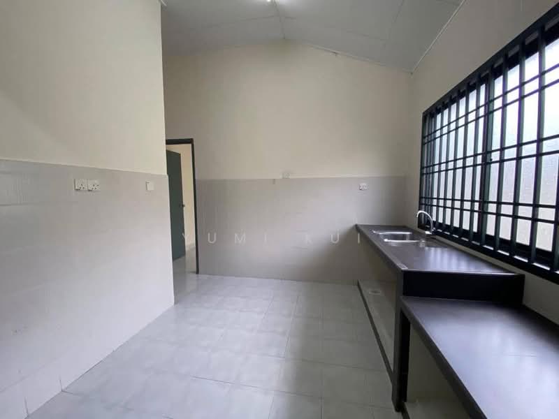 Rumah Teres 1 Tingkat untuk Disewa di Taman Seri Austin (Tebrau) - Yumi Kui - PropertyGuru.com.my
