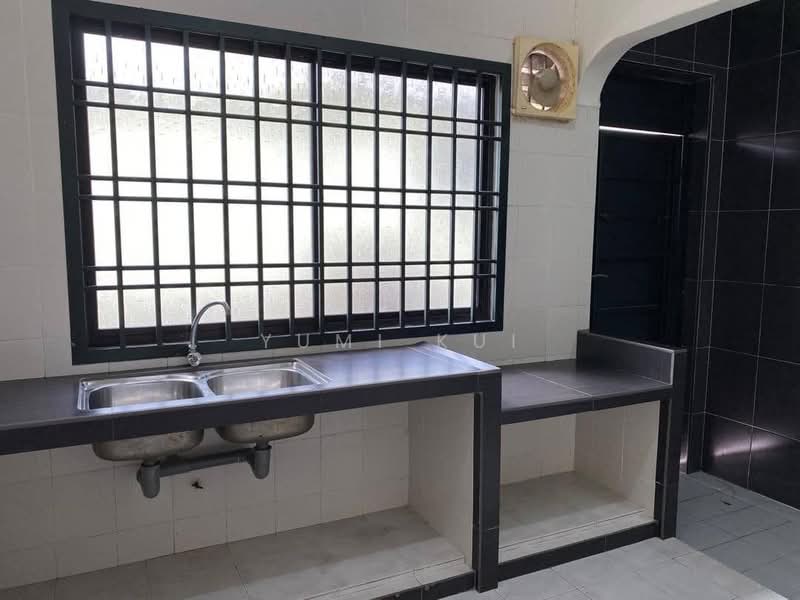 Rumah Teres 1 Tingkat untuk Disewa di Taman Seri Austin (Tebrau) - Yumi Kui - PropertyGuru.com.my