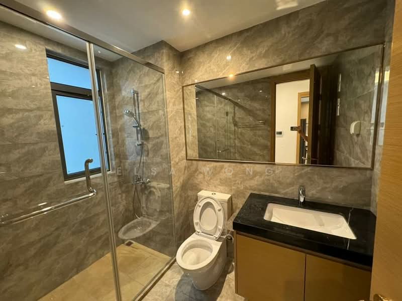 Servis Apartment untuk Dijual di R&F Princess Cove Phase 1 - Elsa Wong - Bathroom - PropertyGuru.com.my