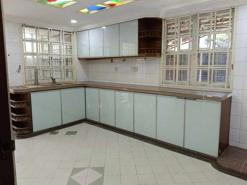 Rumah Berkembar untuk Disewa di Taman Pelangi (Johor Bahru) - Lui Lui - Kitchen - PropertyGuru.com.my