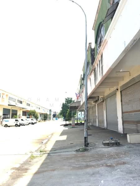 Factory for Rent in Bandar Pinggiran Subang (Shah Alam) - Mohammad Din Majid - Exterior - PropertyGuru.com.my