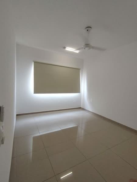 Condo @ Eden by The Parque Residences - 3