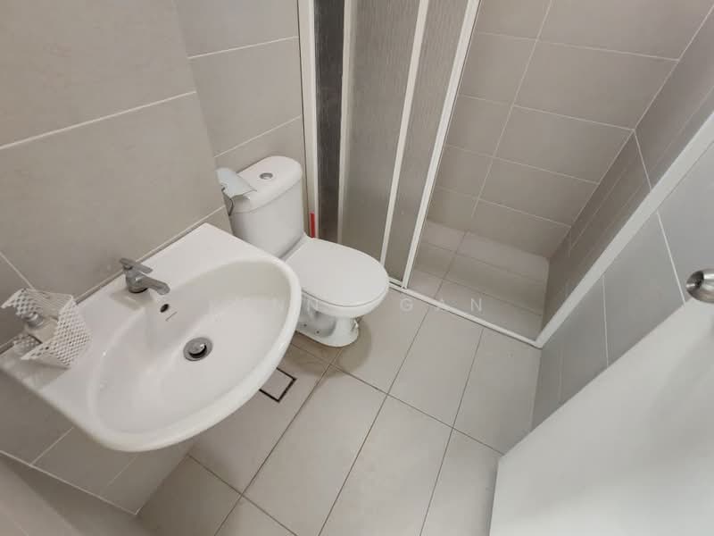 Rumah Teres 2 Tingkat untuk Dijual di Cyberjaya (Selangor) - Kenny Gan - Bathroom - PropertyGuru.com.my