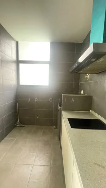 Servis Apartment untuk Disewa di Citizen @ Old Klang Road - JR Chia - Kitchen - PropertyGuru.com.my