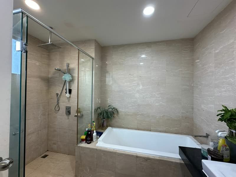 Kondominium untuk Dijual di Infiniti 3 Residences - Jane Hew - Bathroom - PropertyGuru.com.my