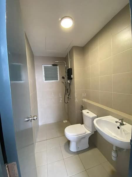 Apartment for Rent at Selangorku Pr1ma Lakefront Homes - Haleem Mazlan - Bathroom - PropertyGuru.com.my
