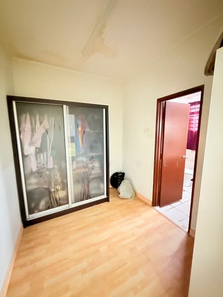 2-storey Terraced House for Sale in Denai Alam (Shah Alam) - Mohd Fadzli - Interior - PropertyGuru.com.my
