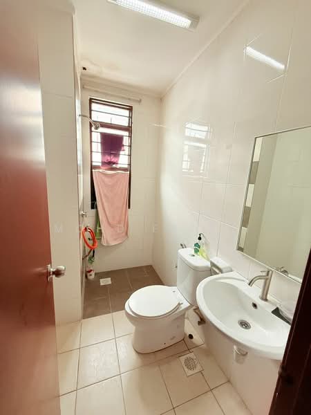 2-storey Terraced House for Sale in Denai Alam (Shah Alam) - Mohd Fadzli - Bathroom - PropertyGuru.com.my