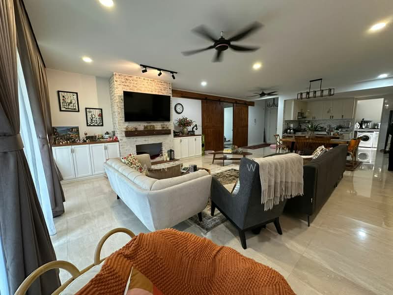 Kondominium untuk Dijual di Infiniti 3 Residences - Jane Hew - Living Room - PropertyGuru.com.my
