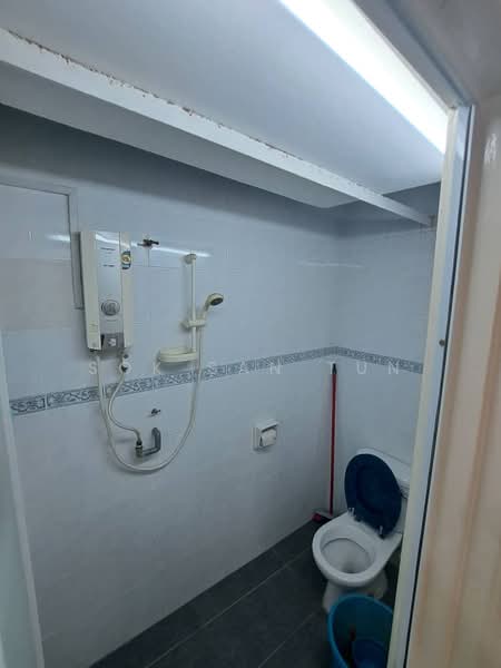 Kedai / Pejabat untuk Disewa di Bandar Puteri Puchong (Puchong) - Sok San Tun - Bathroom - PropertyGuru.com.my