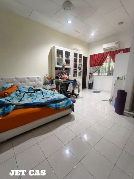 Semi-Detached House for Sale in Kampung Batu Belah (Klang) - Ivy Por - Bedroom - PropertyGuru.com.my
