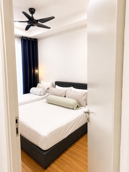 Service Residence for Sale at The Glenz @ Glenmarie - LAWRENCE LIEW - Bedroom - PropertyGuru.com.my
