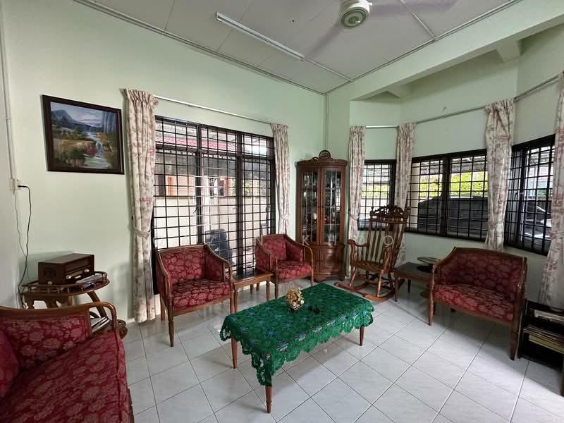 Rumah Banglo untuk Dijual di Buntong (Ipoh) - Qazin Khoo - Living Room - PropertyGuru.com.my