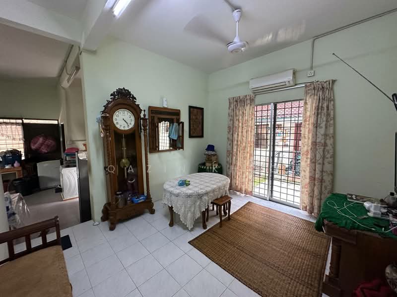Rumah Banglo untuk Dijual di Buntong (Ipoh) - Qazin Khoo - Living Room - PropertyGuru.com.my