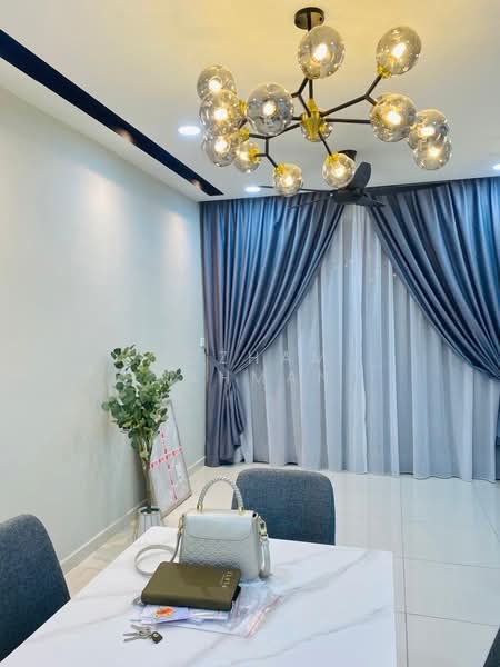 Service Residence for Rent at Kenwingston Platz - Idzham Rahman - Dining Room - PropertyGuru.com.my