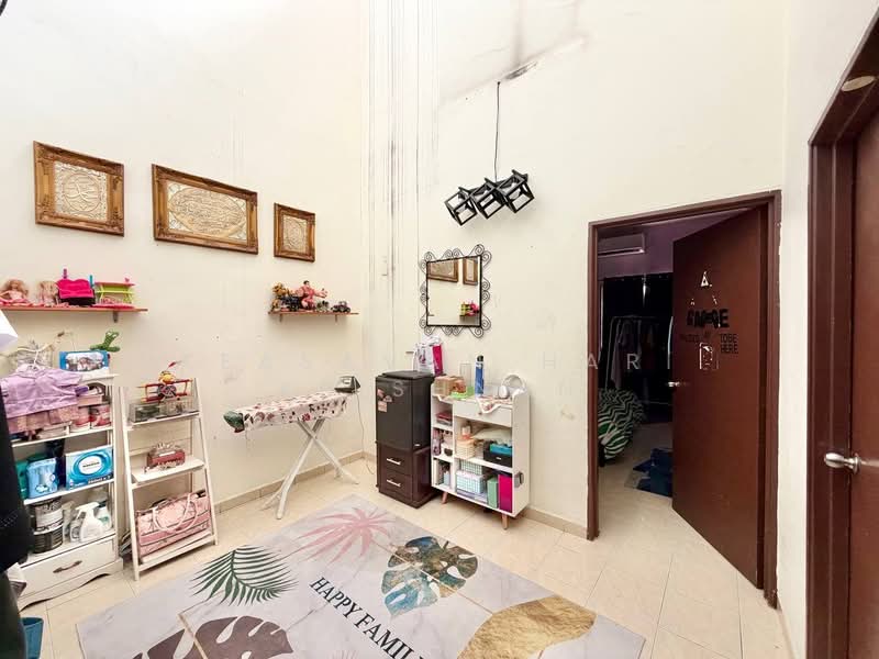 2-storey Terraced House for Sale in Taman Dato Demang (Seri Kembangan) - Keasavan Hari Krishnan - PropertyGuru.com.my