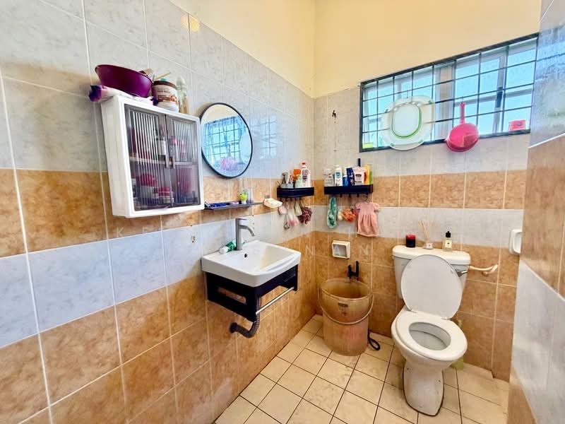 2-storey Terraced House for Sale in Taman Dato Demang (Seri Kembangan) - Keasavan Hari Krishnan - PropertyGuru.com.my