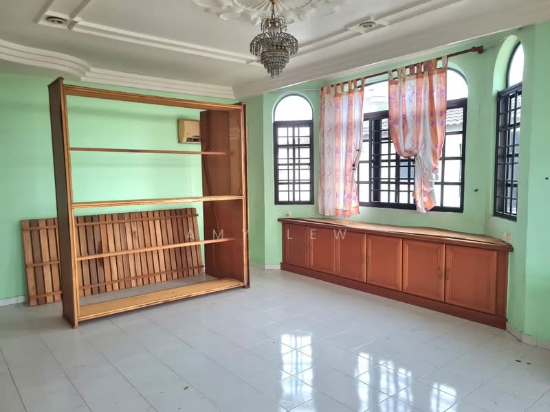 Bungalow for Sale in Taman Ksm Heights (Mentakab) - Amy Lew - Living Room - PropertyGuru.com.my
