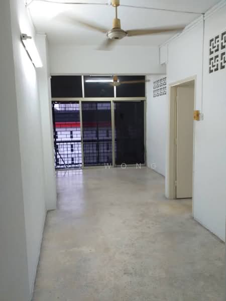 Rumah Flat untuk Dijual di Selayang Flat - CK Wong - Interior - PropertyGuru.com.my