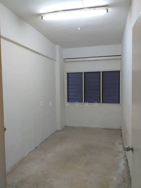 Rumah Flat untuk Dijual di Selayang Flat - CK Wong - Interior - PropertyGuru.com.my