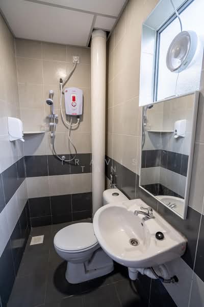 Condominium for Sale at Ren Residences - Travis Tan - Bathroom - PropertyGuru.com.my