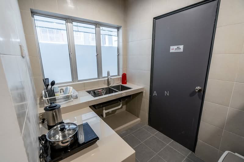 Condominium for Sale at Ren Residences - Travis Tan - Kitchen - PropertyGuru.com.my