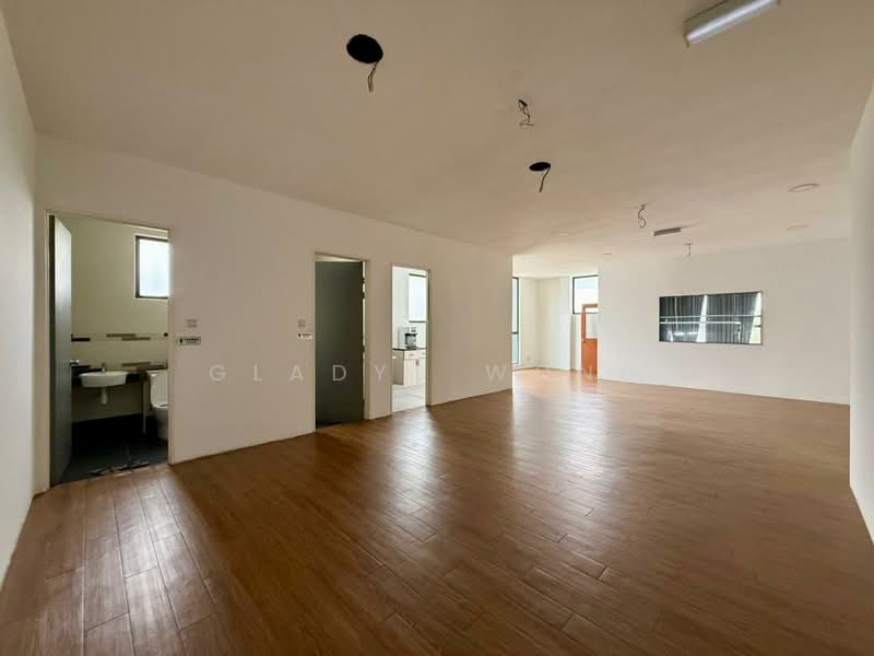 Cluster Factory for Rent in Eco Business Park 1 (Johor Bahru) - Gladys Wong - Bathroom - PropertyGuru.com.my