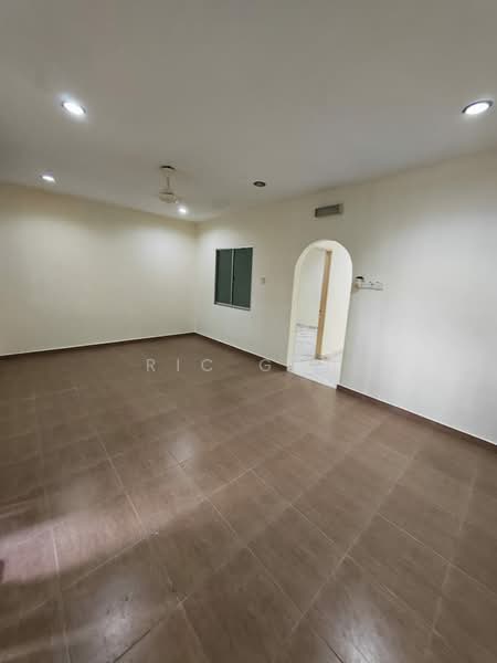 Rumah Teres 1.5 Tingkat untuk Dijual di Taman Desa Makmur (Lunas) - Ric Goh - PropertyGuru.com.my