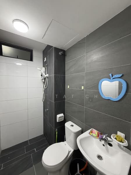 Servis Apartment untuk Disewa di Traders Garden @ Cheras Selatan - Yoon Tat Chin - Bathroom - PropertyGuru.com.my