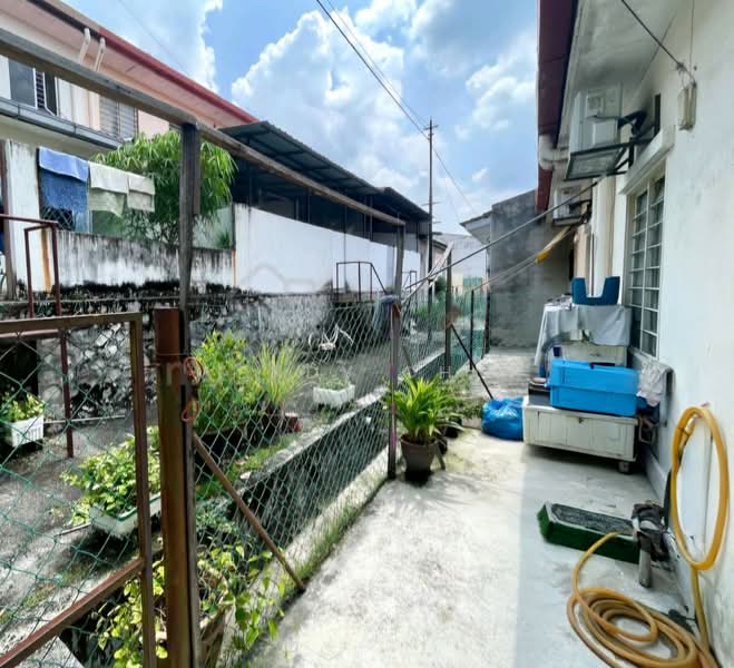 1-storey Terraced House for Sale in Saujana Puchong (Puchong) - Wendy Chin - PropertyGuru.com.my