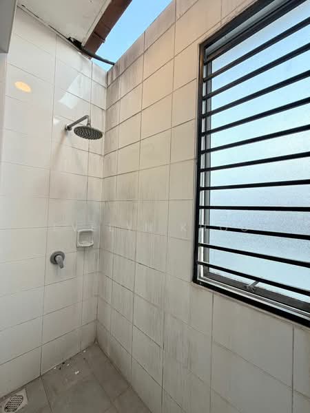 Rumah Kluster untuk Disewa di Rawang (Selangor) - Evelyn Khoo - Bathroom - PropertyGuru.com.my