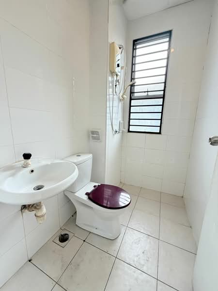 Rumah Kluster untuk Disewa di Rawang (Selangor) - Evelyn Khoo - Bathroom - PropertyGuru.com.my