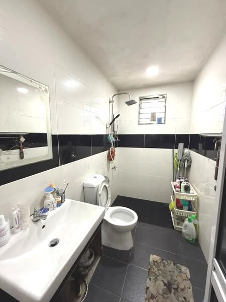 2-storey Terraced House for Sale in Taman Setia Indah (Tebrau) - Kino Jaw - Bathroom - PropertyGuru.com.my