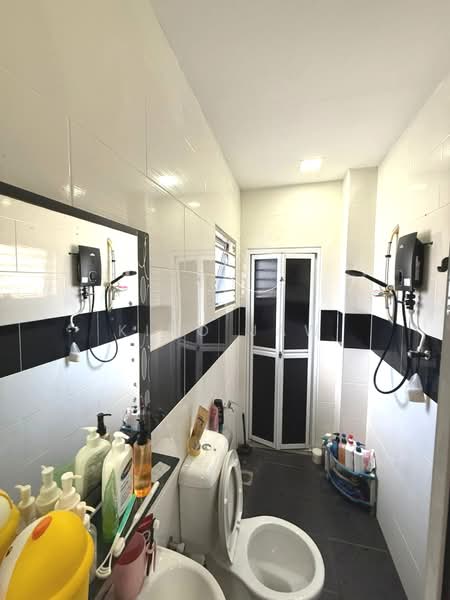 2-storey Terraced House for Sale in Taman Setia Indah (Tebrau) - Kino Jaw - Bathroom - PropertyGuru.com.my