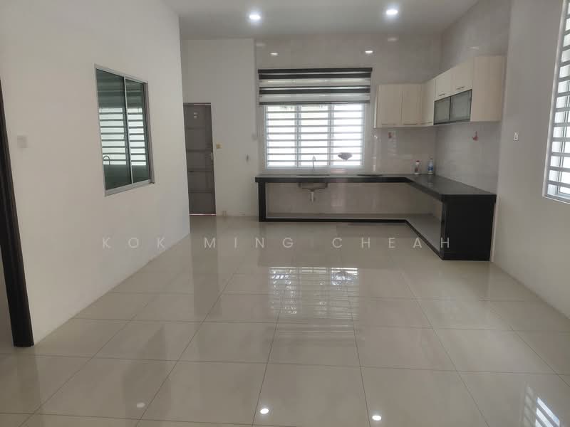 Semi-Detached House for Sale in Taman Heawood (Sungai Siput) - Kok Ming Cheah - PropertyGuru.com.my