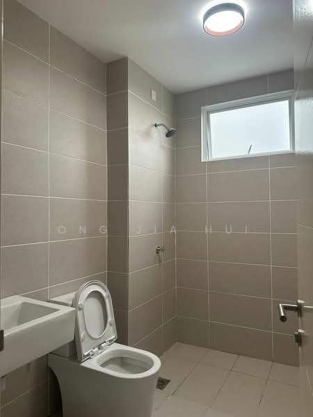 Rumah Teres 2 Tingkat untuk Disewa di Bandar Sri Sendayan (Negeri Sembilan) - Ong Jia Hui - Bathroom - PropertyGuru.com.my