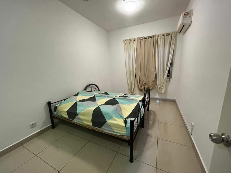 Service Residence for Sale at Meridin Bayvue Serviced Apartment - Kevin Ho - Bedroom - PropertyGuru.com.my