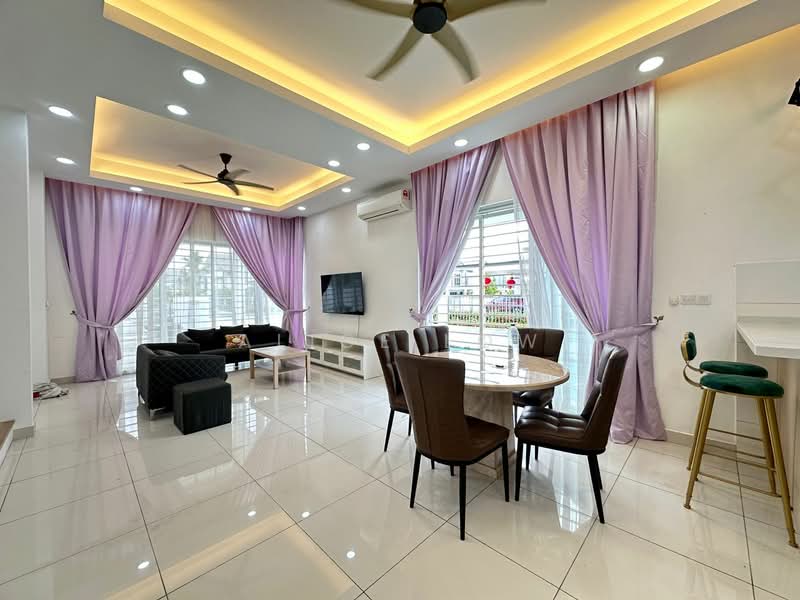 2-storey Terraced House for Sale in Bandar Gamuda Gardens (Rawang) - Alice Low - Living Room - PropertyGuru.com.my