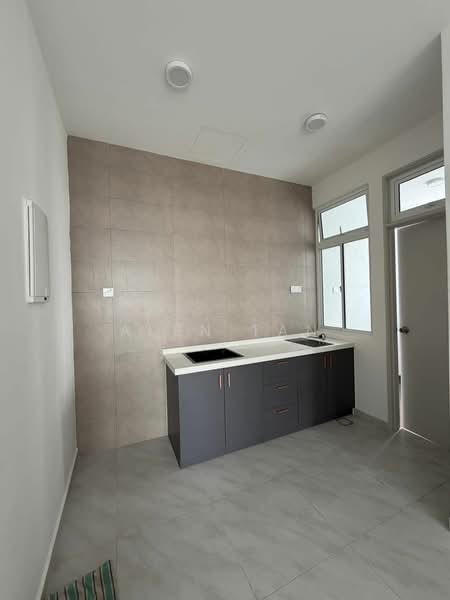 Service Residence for Rent at THE SENAI GARDEN (PANGSAPURI IMPIAN SENAI) - Alen Tan - PropertyGuru.com.my