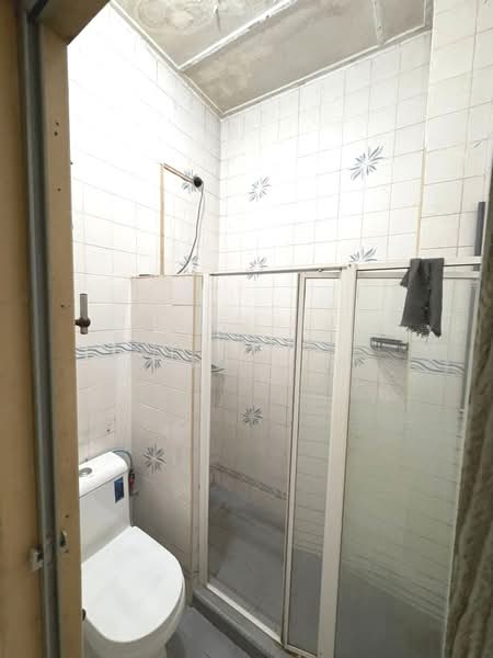 Rumah Teres 1 Tingkat untuk Dijual di Taman Molek (Johor Bahru) - Kino Jaw - Bathroom - PropertyGuru.com.my