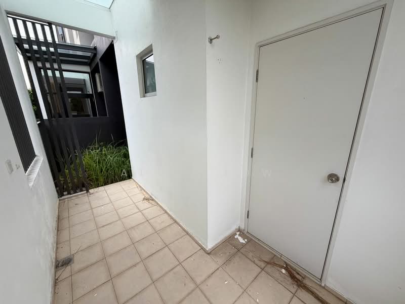 2-storey Terraced House for Sale in Rawang (Selangor) - Alice Low - Exterior - PropertyGuru.com.my