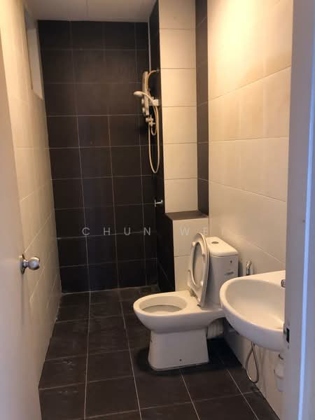 Condominium for Sale at Sky Vista Residency - Chun Wei - Bathroom - PropertyGuru.com.my