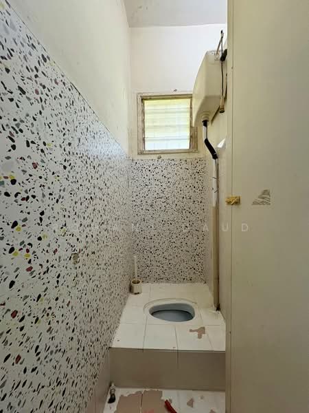 2-storey Terraced House for Sale in Semenyih (Selangor) - Rohani Daud - Bathroom - PropertyGuru.com.my