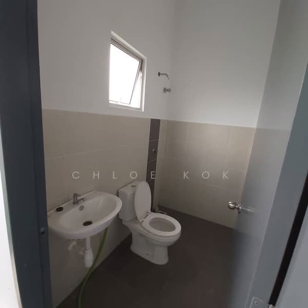 Rumah Teres 2 Tingkat untuk Dijual di Taman Scientex Rawang (Rawang) - Chloe Kok - PropertyGuru.com.my